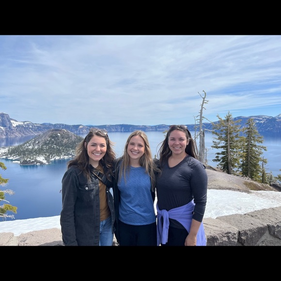 Meet your Posher, Katie - Picture 1 of 1